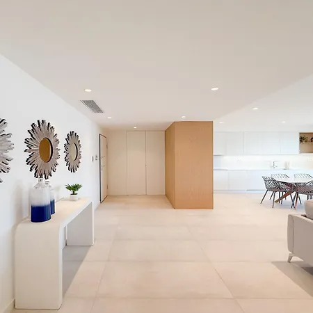 Poolside Garden View Luxury