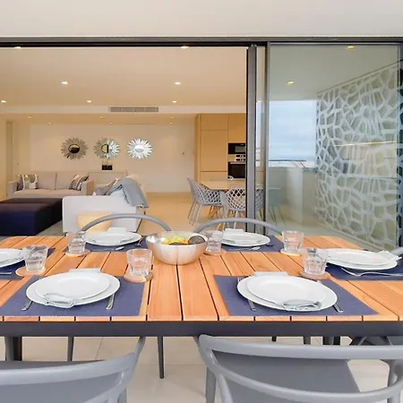 شقة Poolside Garden View Luxury